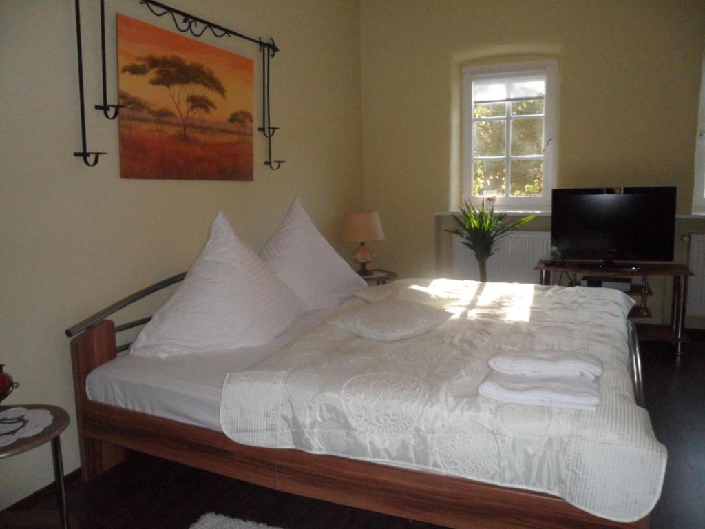 Gutshof Junkerwald Guest House Blieskastel Room photo